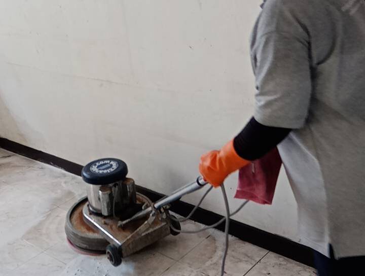 บิ๊กคลีนนิ่งขัดพื้นทำความสะอาด