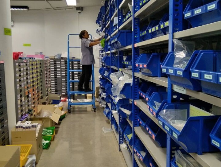 ทำความสะอาดโกดัง