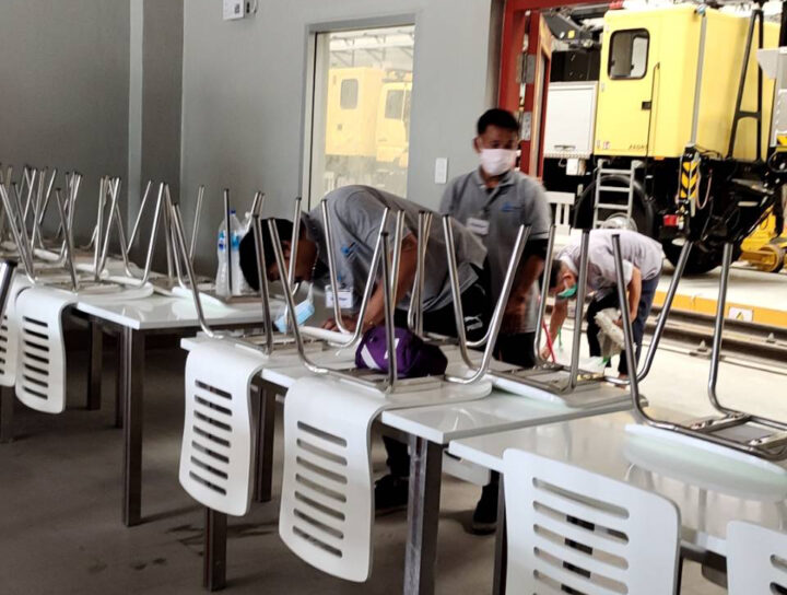 ทำความสะอาดศูนย์ซ่อมบำรุงรถไฟฟ้าสายสีแดง