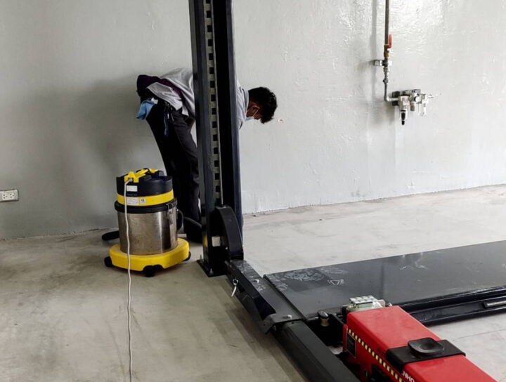 ทำความสะอาดศูนย์ซ่อมบำรุงรถไฟฟ้าสายสีแดง