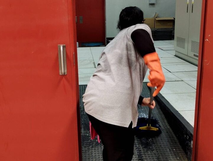 ทำความสะอาดศูนย์ซ่อมบำรุงรถไฟฟ้าสายสีแดง