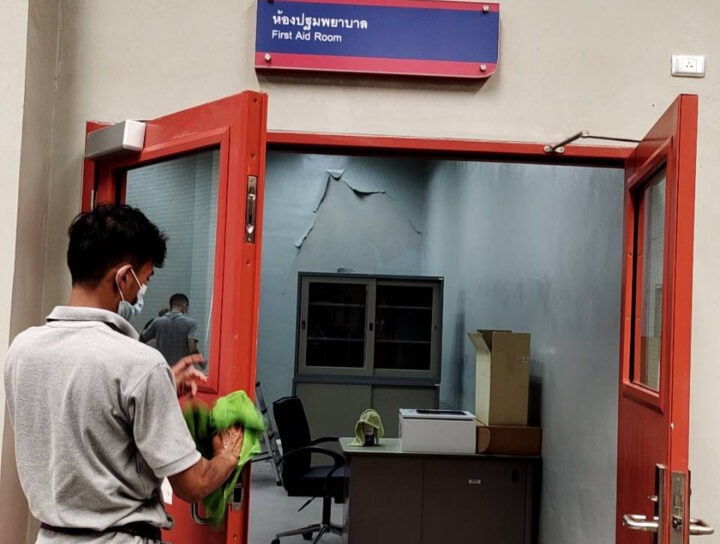 ทำความสะอาดศูนย์ซ่อมบำรุงรถไฟฟ้าสายสีแดง