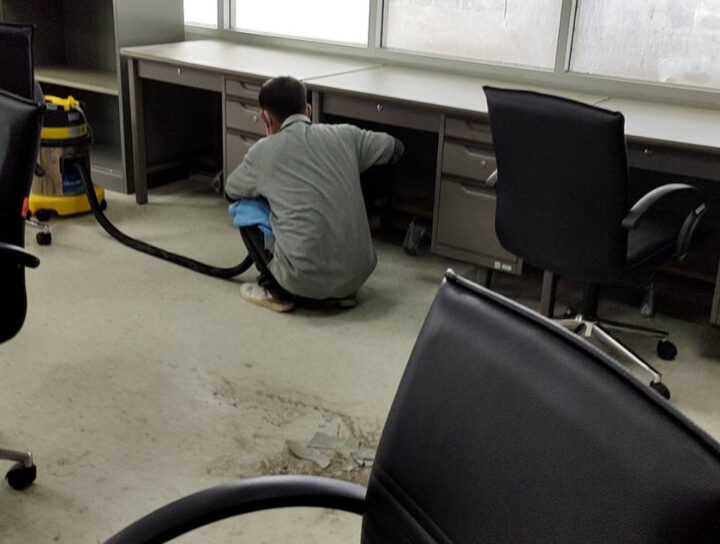 ทำความสะอาดศูนย์ซ่อมบำรุงรถไฟฟ้าสายสีแดง