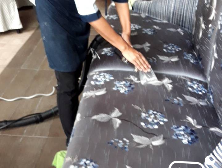 แม่บ้านทำความสะอาด