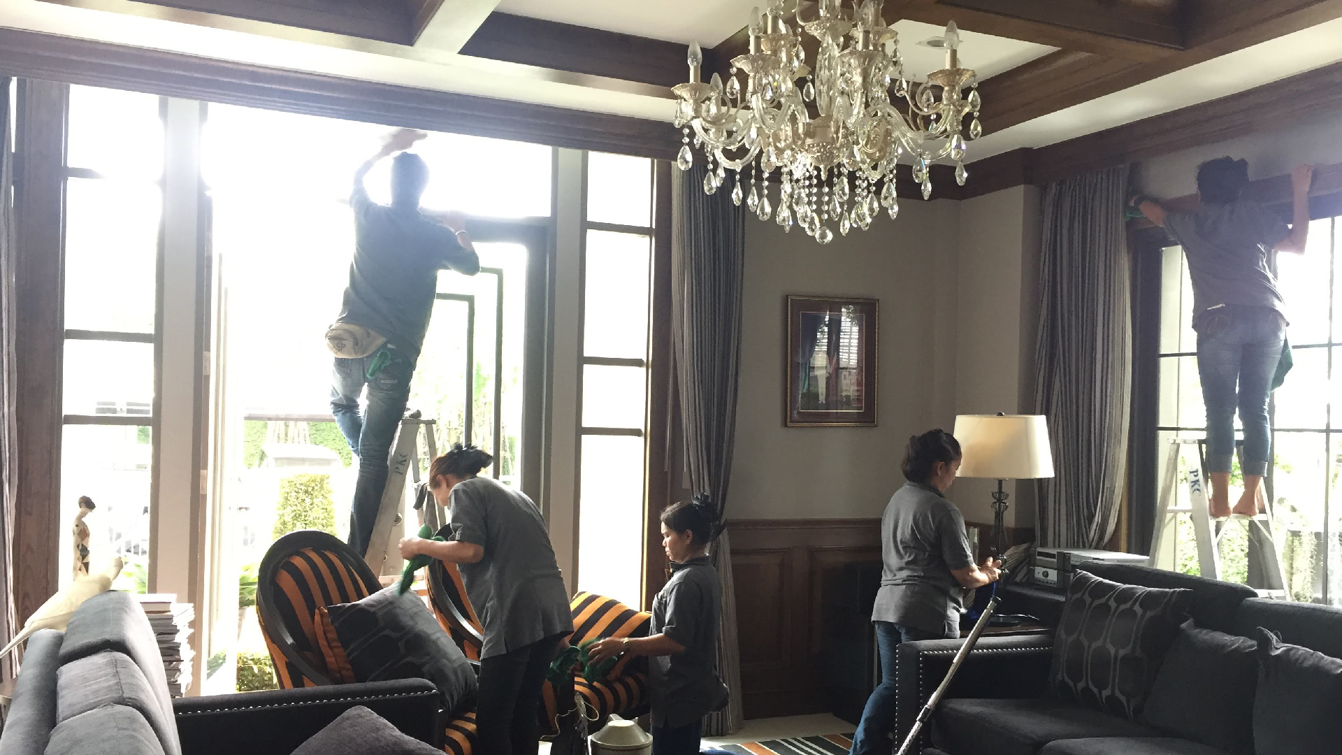 big cleaning ทำความสะอาดบ้าน บริษัททำความสะอาดบ้าน ก่อนเข้าอยู่ ราคาประหยัด ราคาถูก big clean หาแม่บ้านทำความสะอาดบ้าน
