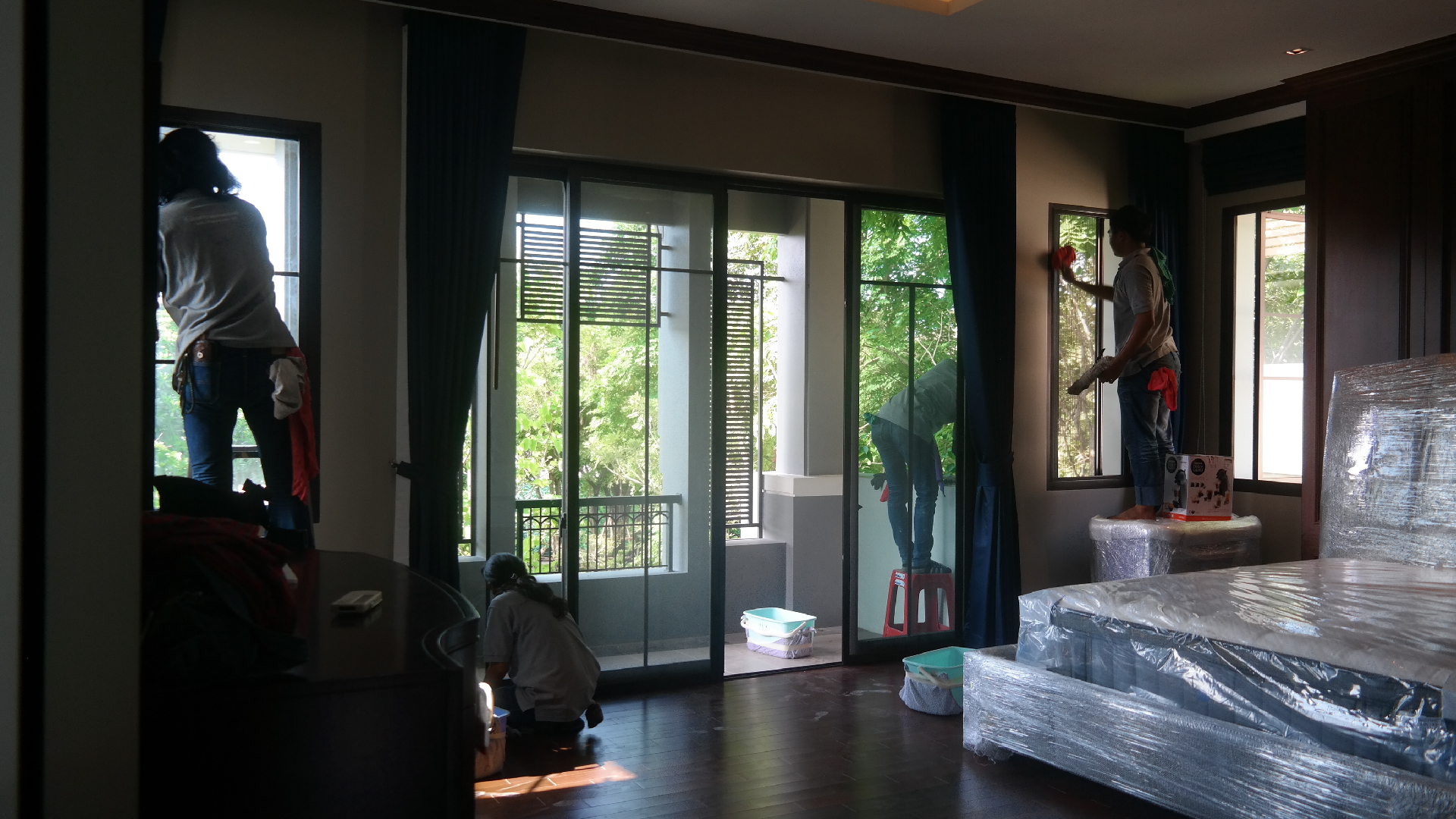 big cleaning ทำความสะอาดบ้าน บริษัททำความสะอาดบ้าน ก่อนเข้าอยู่ ราคาประหยัด ราคาถูก big clean หาแม่บ้านทำความสะอาดบ้าน