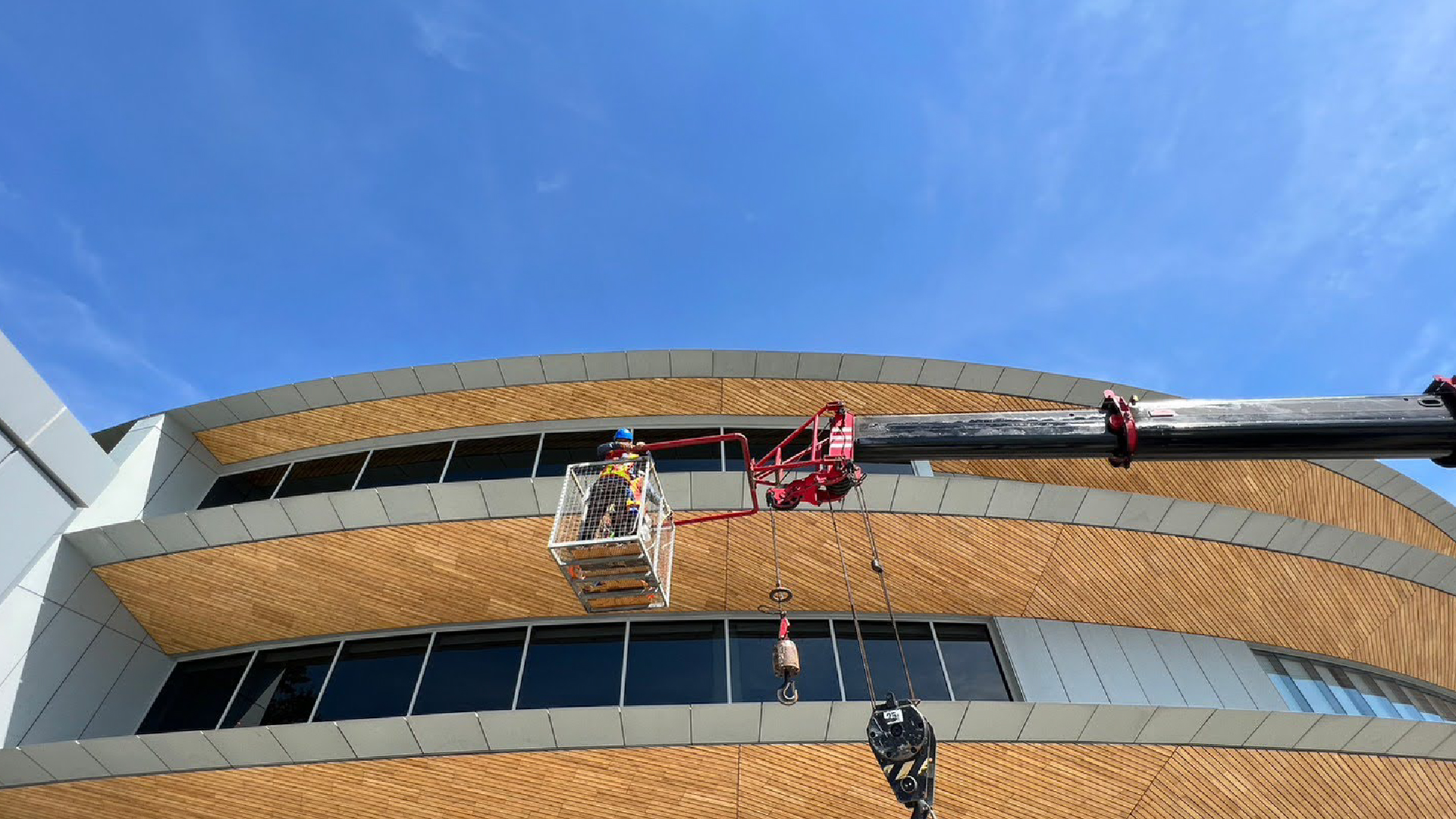 Big Cleaning อาคาร สำนักงาน โรงงาน ออฟฟิศ และร้านค้า Big Cleaning อาคาร สำนักงาน โรงงาน ออฟฟิศ และร้านค้า