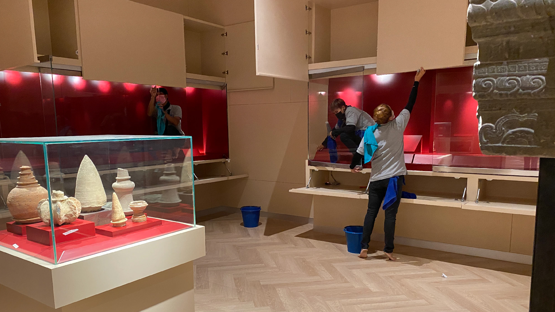 Big Cleaning อาคาร สำนักงาน โรงงาน ออฟฟิศ และร้านค้า Big Cleaning อาคาร สำนักงาน โรงงาน ออฟฟิศ และร้านค้า