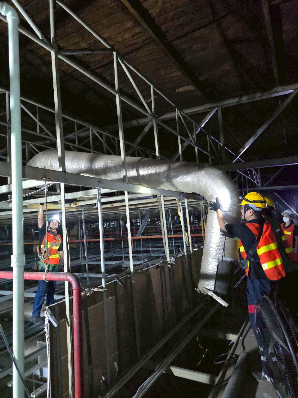 บริการ Facility Solution โดย dKLEAN สำหรับงานรื้อถอน ทำความสะอาดเชิงลึก และปรับปรุงอาคาร